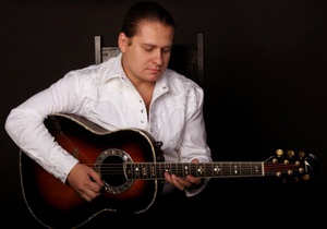 Роман Мірошниченко