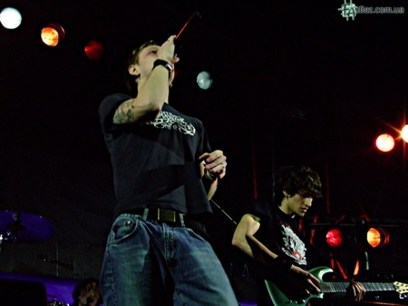 ТонкаяКраснаяНить