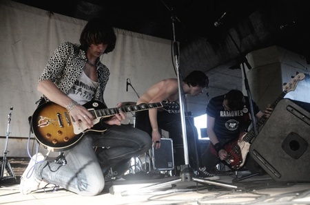 Не притулятися