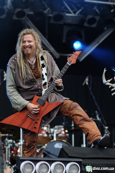 Korpiklaani.