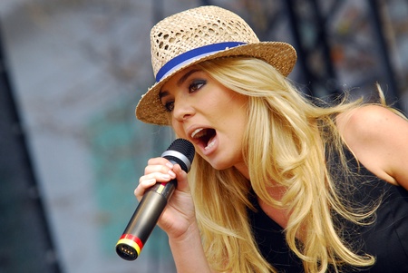 MTV EMA 2009, Контрактова Площа, 29.08