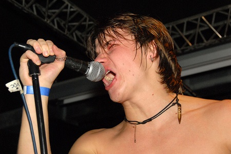 Не притулятися