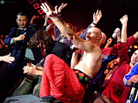 Emir Kusturica & The No Smoking Orchestra