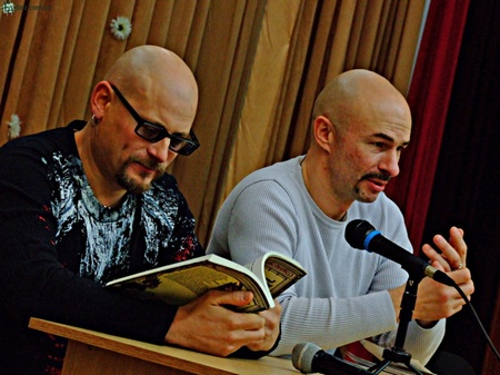 З книгою до дітей