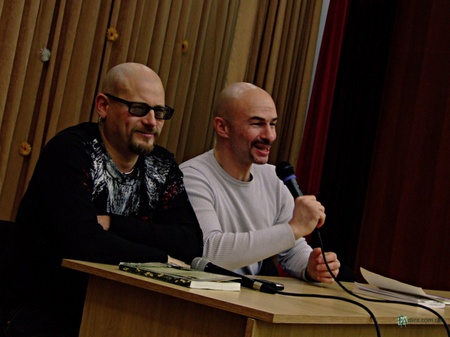 З книгою до дітей