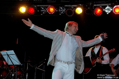 Олег Скрипка та джаз-бенд Забава