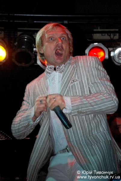 Олег Скрипка та джаз-бенд Забава