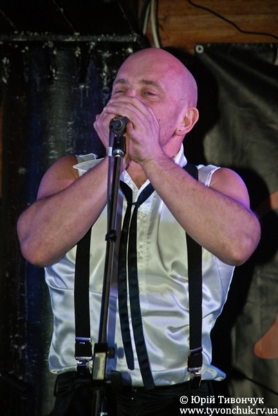 Не попса 2010