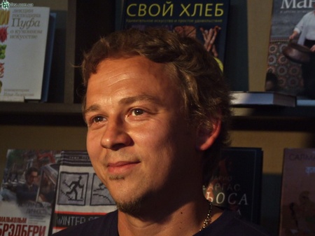 Фоззі презентував книжку "Winter Sport"