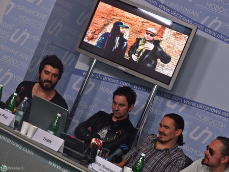 Українські музиканти привітали Віктора Придувалова з 40-річчям