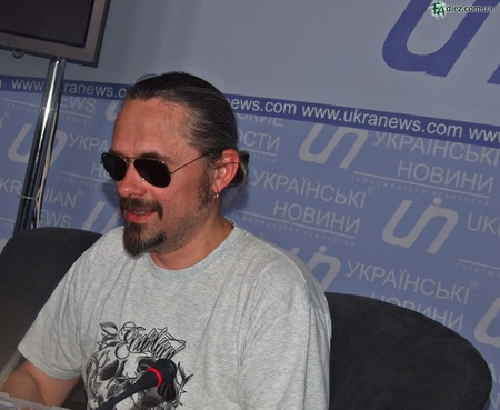 Українські музиканти привітали Віктора Придувалова з 40-річчям