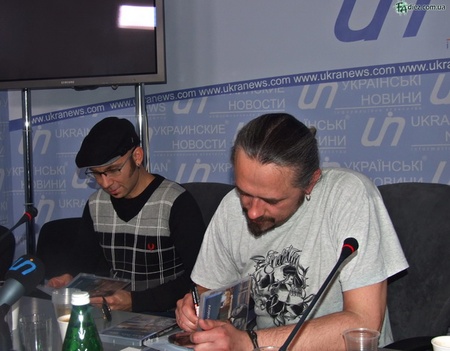 Українські музиканти привітали Віктора Придувалова з 40-річчям