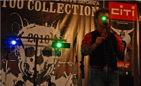 Антін Мухарський - ведучий Tattoo Collection 2010