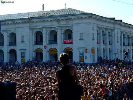 Marakesh, Димна Суміш, Антитіла, Quest Pistols, Бумбокс, Потап і Настя