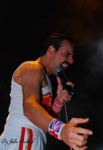  У Києві виступли Dios Salve a la Reina 19 червня