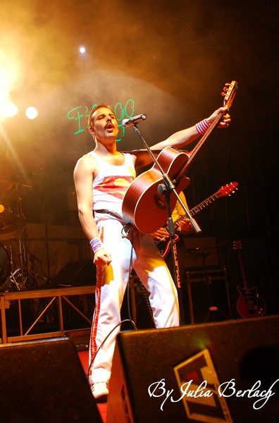  У Києві виступли Dios Salve a la Reina 19 червня