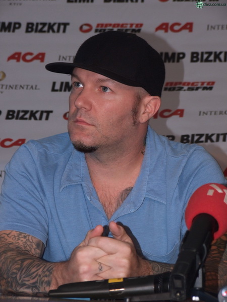 Limp Bizkit провели прес-конференцію у Києві
