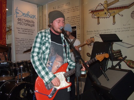 Презентація книжки "Один"