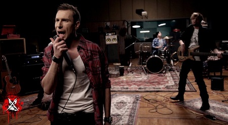 Роллік'с відзняли кліп "Зруйнувати все"