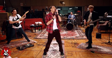 Роллік'с відзняли кліп "Зруйнувати все"