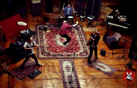 Роллік'с відзняли кліп "Зруйнувати все"