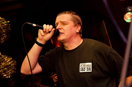 и друг мой грузовик