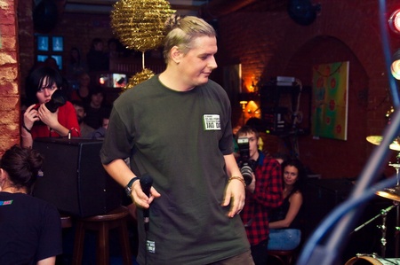 и друг мой грузовик