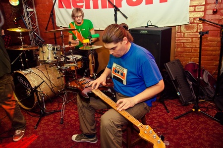 и друг мой грузовик