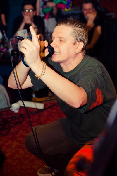 и друг мой грузовик