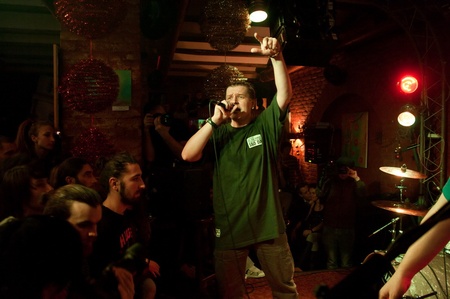 и друг мой грузовик