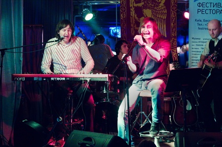 Олег Собчук з сольним проектом "MUZA"