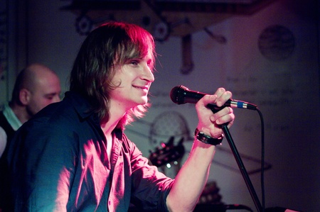 Олег Собчук з сольним проектом "MUZA"