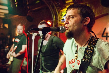 Гурти "Безпека" та "Нумер 482" в арт-клубі "44"