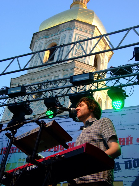 Київська барикада