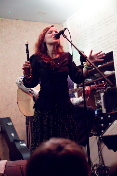 Маша и медведи@Диван