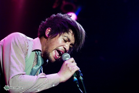 Robots in Disguise, Vile Imbeciles