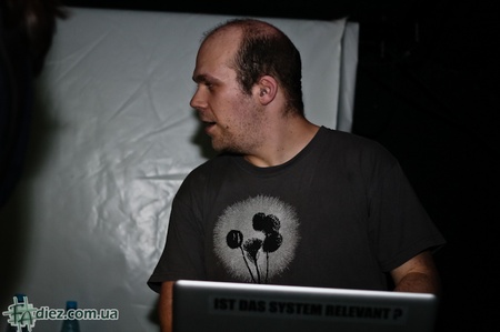 Long Distance Calling